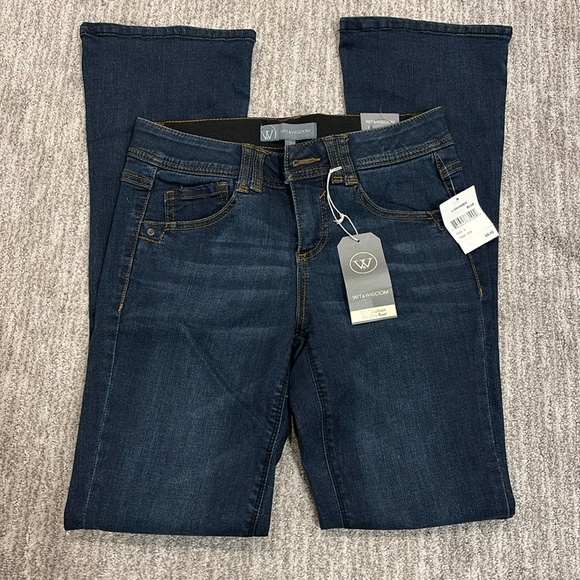 Wit & Wisdom Denim - NWT Wit and Wisdom Itty Bitty Boot Jeans size 2 Women’s